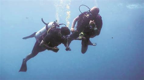 This Scuba Diving Instructor Quit His Job In Management To Pursue His