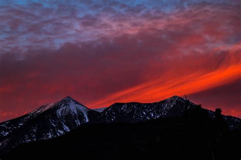 Red 4k Wallpaper Mountains Sunset