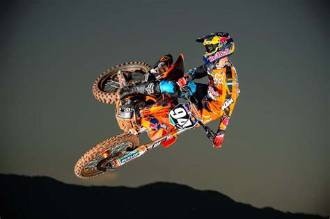 Im very interested i live in the states and no where over here really sells his apparel over here and i respect him so much by far my favorite rider so if you could that would be amazing if you want my email i can give you that too keep in touch easier. 121212-ktm-ama-sx-mx-ken-roczen-15 » Motorcycle.com News