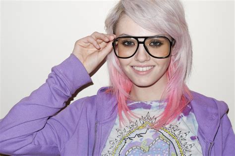 Cool Fashion Hunting Inspiration Pink Hair
