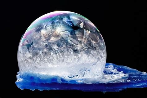Frozen Bubble Photos Capture The Hypnotic Beauty Of Naturally Formed