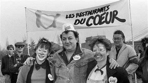 1985 Création Des Restos Du Cœur Par Coluche
