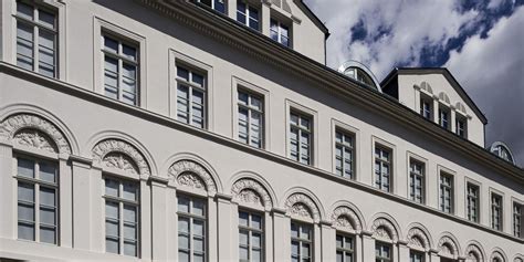 In ihrem aktuellen buch „heimatroulette schildert die münchner fotografin sarah fischer ihre suche nach den eigenen wurzeln. Das neue Jüdische Museum Frankfurt - Jüdisches Museum ...