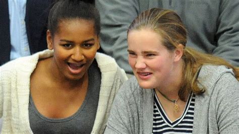 All The Details About Sasha Obama And Maisy Bidens Friendship