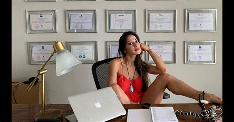 Mayra Cardi é life coach - Purepeople