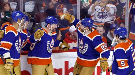 Oilers Beat Flames 3 1 For 13th Straight Win To Set Mark For Canadian Team