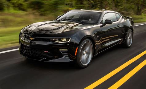2016 Chevrolet Camaro Ss Manual First Drive Review Car And Driver