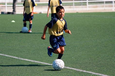 Estoy muy feliz en cruz azul, mi momento llegará. Misael Domínguez, a precocious talent