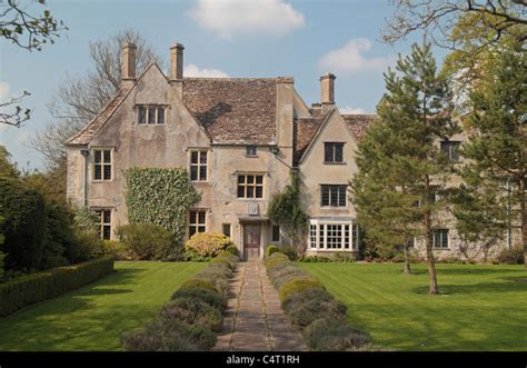 Stock Image Avebury Manor An Early 16th Century Manor House In The