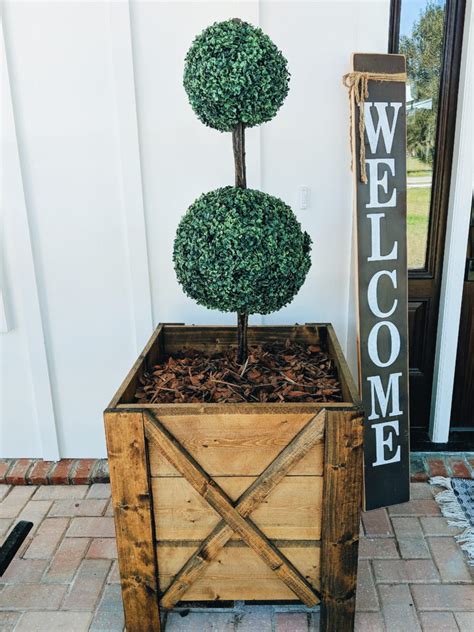 The easiest diy topiary trees on a budget (topiary decorating ideas). Front Porch Topiary - Remington Ranch Farmhouse