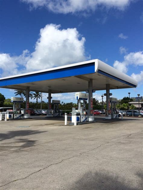 Find a gas station near you, apply for a techron advantage card, view our promotions or download the app. Chevron - Gas & Service Stations - Hawaii Kai - Honolulu ...