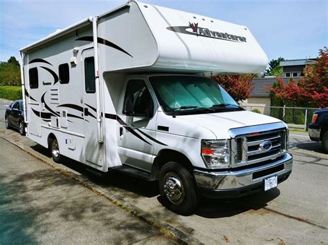 2014 Class C Adventurer 23rb Outside Victoria Victoria