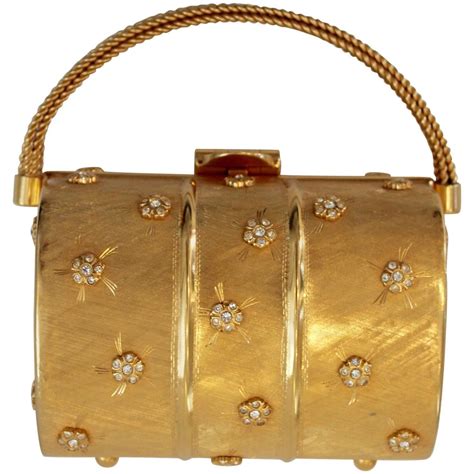 Pin On Collecting Lucite Purses Some Unusual Bags And Up To Date Beauties