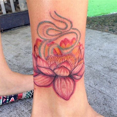 35 Cute Lotus Tattoos On Ankle