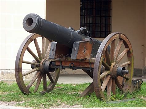 Cannonball Gun From The Civil War Stock Photo Image Of Degrees