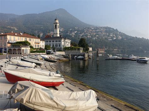 Association sportive de monaco football club. Cernobbio, Strandpromenade und Pfarrkirche San Vincenzo am ...