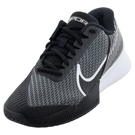 Nikecourt Men S Air Zoom Vapor Pro 2 Tennis Shoes Black And White