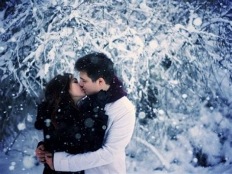 15 Adorably Romantic Winter Date Ideas → Love More At