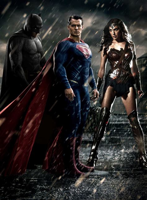 Batman Vs Superman Pictures Reveal Wonder Woman Costume 8d7