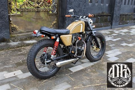 Modif flat tracker enak buat harian dan juga enak di pandang #yrki,#yakimo,#bukancb,#bukantiger. Tangki Knalpot Kustom: Chocolatos Tiger by DG