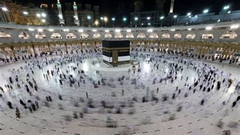 Hajj Pilgrimage Begins In Mecca Amid Covid 19 Restrictions Uncertain