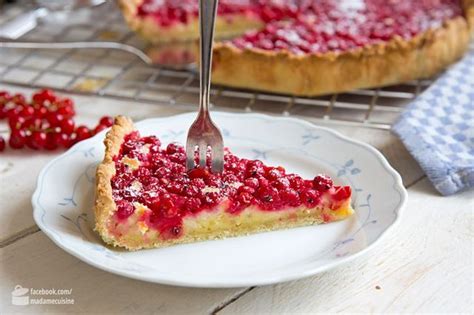 Quark johannisbeer kuchen mit baiser. Johannisbeer-Tarte mit Marzipan-Quark-Füllung (Madame ...