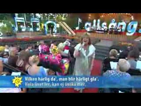 Jun 18, 2021 · när jag jobbade som pressattaché vid finlands ambassad i stockholm på sextiotalet blev jag bjuden på lunch av en ung amerikan. Tre skivor till kaffet | Petterssons gör Sverige lagom!