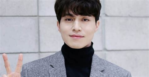 Lee Dong Wook Reportedly In Talks To Play Male Lead In Ocns Upcoming Drama Bad And Crazy