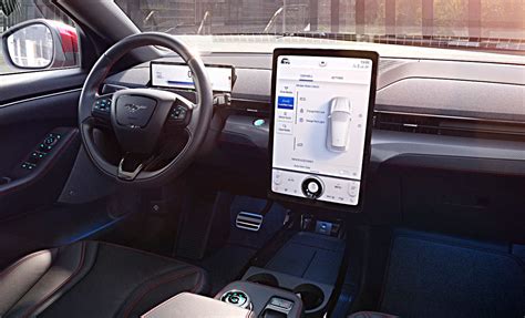 Deep underground at ford's product development center, a large studio has been converted into an immersion room, its temporary walls papered with endless powerpoint slides. Ford Mustang Mach E: Name als Verpflichtung - Autogazette.de