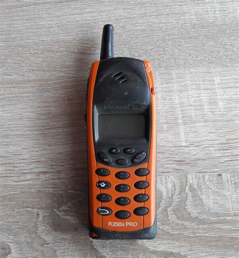 ≣ Old Ericsson R250s Pro Mobile Vintage Rare Phone Ebay