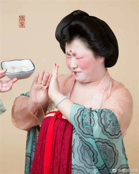 look woman brings back beauty of the tang dynasty with ultra retro photo shoot photoshoot