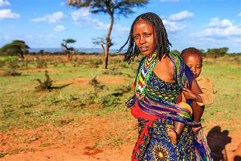 1300 Ethiopian Mother With Baby Stock Photos Pictures And Royalty Free