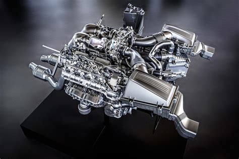 Mercedes Amg Gt 4 Liter Biturbo V8 Engine Detailed Video Autoevolution