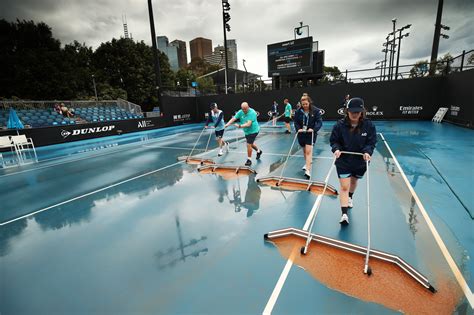 Dusty Rain Delays Play At Australian Open As Courts Deep Cleaned