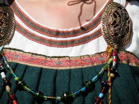 Beautiful Brooches Beads And Trim Viking Garb Viking Reenactment