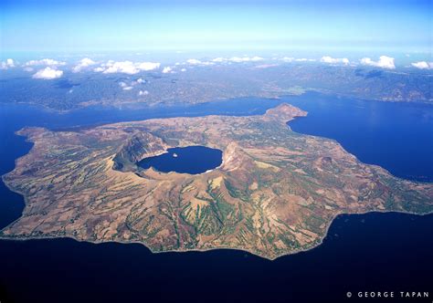 The deadliest eruption took 1,335 lives in 1911, and it lasted a few days. So schön sind die Naturwunder der Philippinen - reisen ...