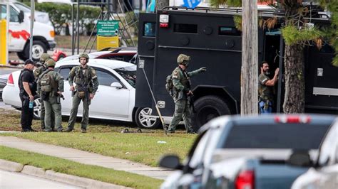 Armed Man In Custody After Hostage Situation At Florida Bank Abc News