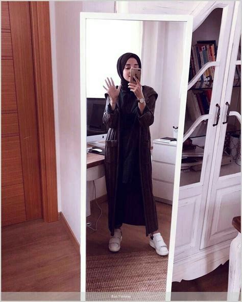 pin by ♡madiha♡ on hijab ÂrabŚtyle in 2020 stylish hijab muslim fashion hijab fashion