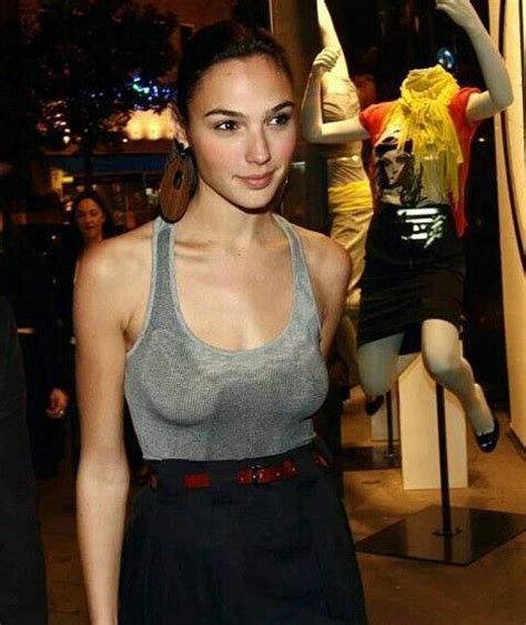 9 Gal Gadot Beautiful Pictures You Cant Afford To Miss Gal Gardot