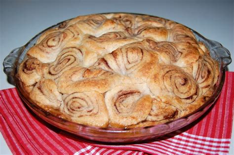 Apple Pie With Cinnamon Roll Pie Crust Cooking Mamas