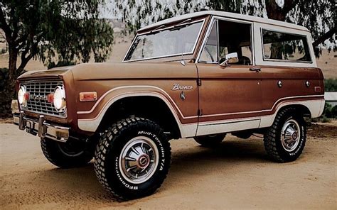 1974 Ford Bronco Original Colors