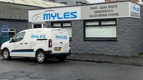 Renault Bengkel Mobil Myles Paint And Alloy Repairs 19 Green St Ayr