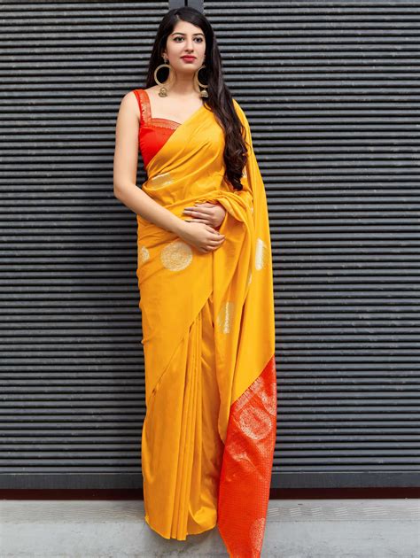 Yellow Kanchipuram Silk Woven Saree With Contrast Pallu Soft Silk