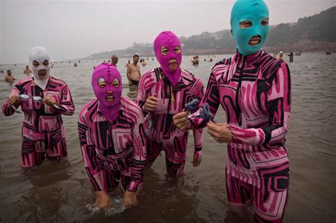 ‘facekini Wearing Chinese Stand Up For The Right To Bare Nothing The