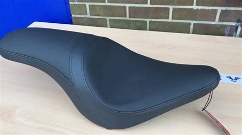 A new aftermarket seat for your yamaha bolt improves your riding comfort and gives your bike a distinctive look. Yamaha Bolt XV950-R seat saddle Z1R profiler gunfighter ...