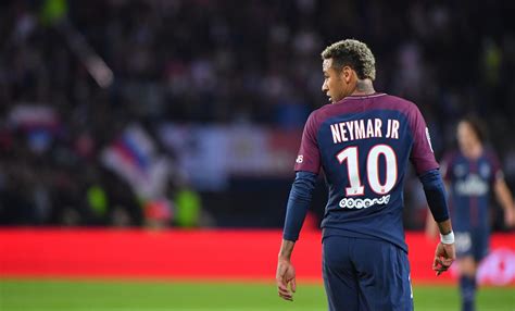 Así vislumbra keylor navas su vida. Paris Saint-Germain v Bayern Munich: A Battle Of The Boardrooms | Football | TheSportsman