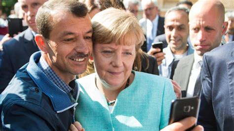 Zdf Doku Angela Merkel Als Täterin In Der Flüchtlingskrise Welt