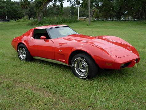 Medium Red Chevrolet Corvette