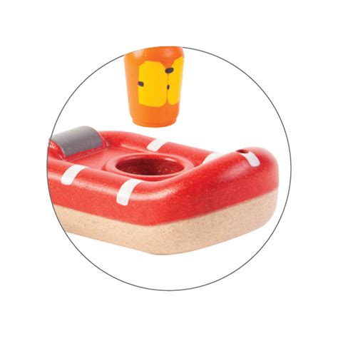 Wilhelm von trotha's body was found in the near föglö in the archipelago of the finnish island of åland in the baltic on 10 feb, 1945 and buried there 3 days later. Plan Toys Badewannen-Boot Holz rot bei kinder räume