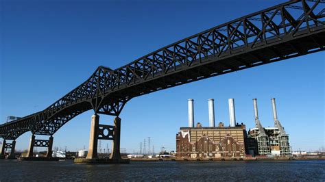 AP sources: Christie faces another bridge probe